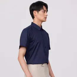 Herrklänningskjortor icke-järn Kort ärmskjorta utan fickan lätt strech bambufiber mångsidig avslappnad regelbunden passform enkel vård