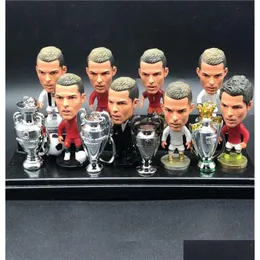 Docks Soccerwe 65 cm höjd Soccer Star Cristiano Ronaldo Puppets Figurer Delikat Barn födelsedagsvän gåva8992885 Drop Delivery DHPIQ