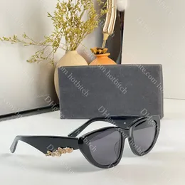 Fashion Cat Eye Solglasögon Designer Polariserade solglasögon för kvinnor Lyxig utomhus Blackout Sun Glas