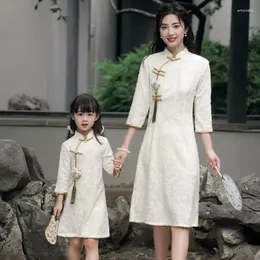 Ethnische Kleidung 2023 Herbst Winter Familie Cheongsam Kleid Elegante Mutter Tochter Frauen Kleider Kinder Kinder Chinesisches Jahr Tücher