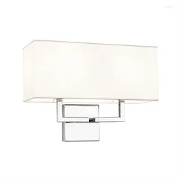 Lampada da parete Specchio quadrato Lampade in tessuto lucido Camera da letto Comodino LED Soggiorno Moderne applique in stile nordico El Americano