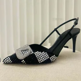 Slingbacks Dress Shoes Fashion Designer Sandals Platform heels Rhinestone button 8.5CM high heel 35-42 satin patent leather womens sandal stiletto heel Wedding Shoe