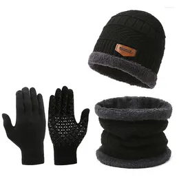 Beralar Kış Menwomen Kırktı Şapka Örme Yün Boyun Eşarp Kap Balaclava Maske Bonnet Set Modaya Giden Dokunmatik Ekran Eldivenleri