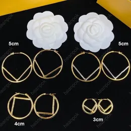 Mujeres Pendientes de aros Diseñador Moda Letras grandes Pendientes de aro de oro Marcas Joyería Luxurys Stud F Pendiente con caja de alta calidad 22074