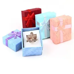 48 stks stuks sieraden geschenkdoos Boog ring box voor ring maat 4 cm 4 cm 3 cm 4 kleur rood blauw Roze paars selectie2470