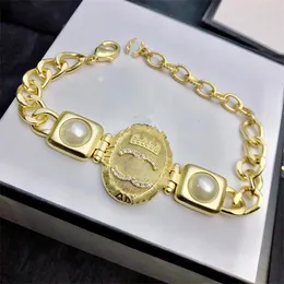 Luksusowy urok bransoletki projektant dla kobiet klasyczny liter biżuterii Ccity Woman Gold Bracelets Męs