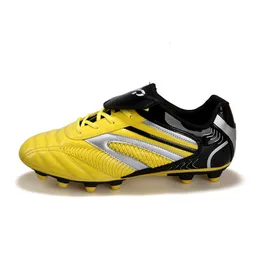 Football shoes price top in pakistan 2019