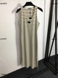 damska odzież Designer Slim Piciping kamizelka dziewczyna sukienka rozmiar S-L Wysokiej jakości spódniczka na harma 28 czerwca 28 czerwca