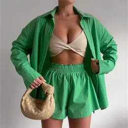 Kadın Eşofman Gömlek Mini Şortlu Pamuklu İki Adet Set Moda Giyim Kıyafetleri Kadın Bluzlar Moda Eşofmanlar