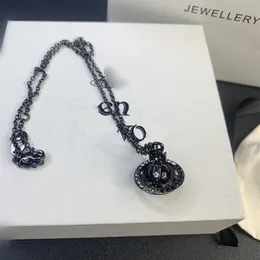 2023 Ny klassisk design fina smycken halsband för kvinna enkel semester dagligen eleganta halsbandsgåvor