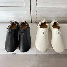 Loeweelies Derby Goatskin Anagram Toy Slipperレザーシューズデザイナー高級ファッション高品質のバレエシューズサイズ35-40