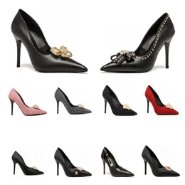 Klasik kadın tasarımcı Yüksek Topuklar Lüks Tasarımcı Moda deri ayakkabılar Seksi stiletto Parti ayakkabıları Sivri elbise Ayakkabıları Yüksek kaliteli düğün DANTELLER kutusu