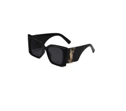 Occhiali da sole con montatura grande occhiali da sole UV femminili online esplosioni di celebrità occhiali da sole da uomo con montatura grande all'ingrosso
