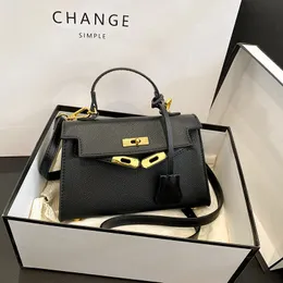 Specialintresse Design Ladies New Trendy High-klass Handväska Kvalitetskvakor Messenger Bag Mini