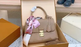Luxuriöse Damen-Designer-Taschen, Geldbörse, Lederprägung, Tote-Handtaschen, Madeleine BB-Schultertaschen, Leder-Umhängetasche, Größe 25 x 16 x 7 cm