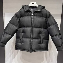 가을과 겨울의 새로운 Jacquard Nylon Down Jacket, Jacquard Technology 스타일을 강조하고, White Duck Down, 따뜻한 보호를 제공하고, 남성과 여성 커플도 마찬가지입니다.