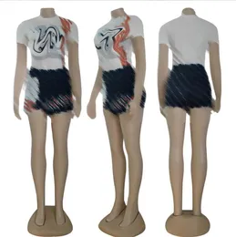 Kadın Spor Giyim İki Parçalı Tasarımcı Kadın Tasarımcı Yeni Şablon Banluklu Baskı Kısa Kollu+Bileşik Şort Lüks Günlük Set J2867