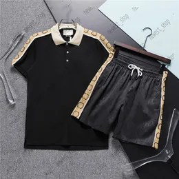 Fatos de treino masculinos de design 23SS, camisas POLO com estampa de carta de verão, manga de luxo, ternos esportivos impressos em correias, shorts casuais masculinos de algodão e conjuntos de camisetas casuais