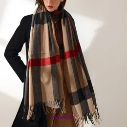 Fashion winter scarves retail for sale 2023 New British Plaid Scarf Women's Korean Edition Imitation Cashmere Thickened Warm Tassel Shawl