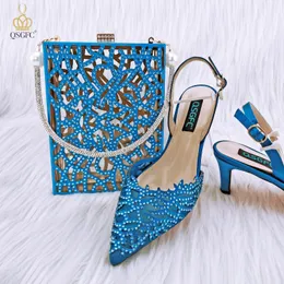 Sandália QSGFC elegante e linda malha azul céu com padrão coral design oco moda festa sapatos femininos bolsa 230630