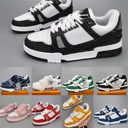 2023 Designer Scarpe casual Uomo Donna Sneaker di lusso Trainer Virgil Pelle di vitello Abloh Bianco Verde Rosso Blu Sovrapposizioni di lettere Piattaforma in pelle di marca Sneakers sportive basse