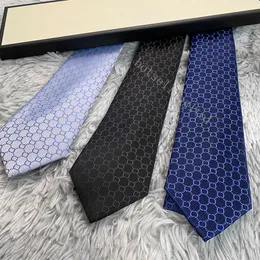 20 стиль мужская буква галстук