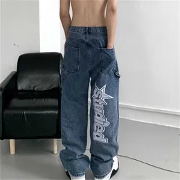Höst Streetwear Retro Hip-hop Brevbroderi Jeans Lösa byxor med raka ben Vida ben för män och kvinnor Par 220308 Stzyuo1