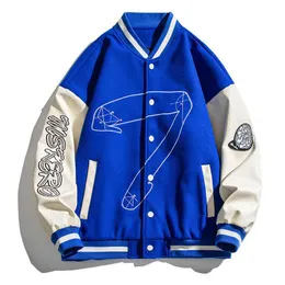 Chaqueta de bombardero de piel sintética de piel para hombre Etiquetado de letras americanas Uniforme de béisbol a juego Primavera / Otoño Chaqueta de manga de cuero de PU de moda para hombre