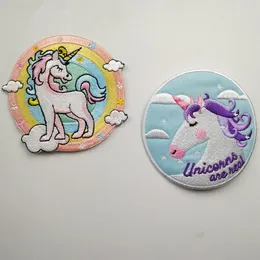 Färg Tecknad Unicorn Broderi Patches Sälj 10 ST Mix Stryk på applikation för kläder 2798