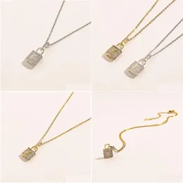 Pendant Necklaces Luxury Designer Necklace Choker Chain Crystal 18K Gold Plated 925 Sier Stainless Steel Letter Pendants Fashion Wom Dhnjo