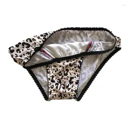 Underpants 2023 Sexy Bikini Men's Underwear Briefs Charming Leopard Spandex Nylon Elastic Male Undershorts Brief Men