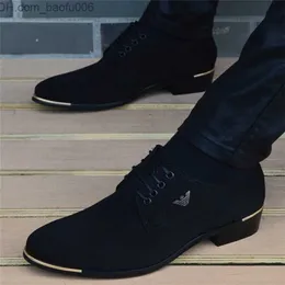 Klänning Skor Klänning Skor italienska herrskor mode svarta mäns lädermockasin spetsig tå klassiska män bröllop sapatos masculino Z230706