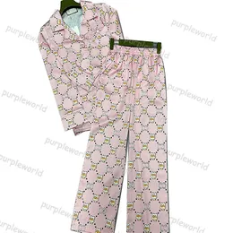 Pajamas Girls Cartoon Jacquard Design Pajamas Set Home Wear Wear Fashion Silk Silk Long Sleeved Breaters