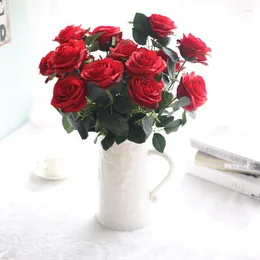Dekoracyjne kwiaty 1 bukiet 10 głów czerwony kolor sztuczna róża sztuczny jedwab Flores dla domu dekoracje ślubne dla nowożeńców kwiat Fleurs