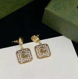 Europa Mode Beliebte Baumeln Kronleuchter Ohrringe Frauen Farbe Diamant Brief Anhänger Designer Ohrringe Mit Box