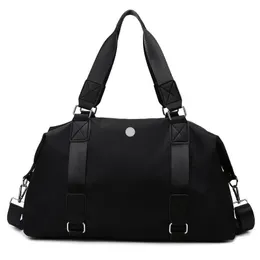 Borse Yoga LL Borse da palestra sportive in nylon impermeabili per esterni Uomo Donna Allenamento Fitness Borsa da viaggio Borsa sportiva per tappetino yoga con scomparto per scarpe08