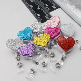 Spille Mix Color Glitter Bling Badge Reel Supporto a forma di cuore per accessori