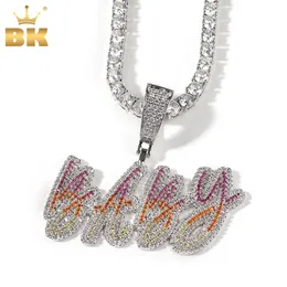 Hänge Halsband BLING KING Anpassad Gradient CZ Namn Dubbellager Kurva Bokstav Hänge Halsband Ice out Cubic Zirconia Hip Hop Smycken 230704