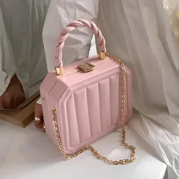 Abendtaschen Mode Frauen Box Luxus Designer PU Leder Handtaschen und Geldbörsen Chic Schultertasche Frühling Drop 2023