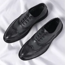 New Luxury Fashion Wedding Business Shoes Men Oxford Brogue Dress Shoes Men Formal Shoes 1AA8