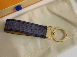Key Rings Classic fashion key chain car key chain handmade leather key chain men's and women's bag pendant accessories J230706