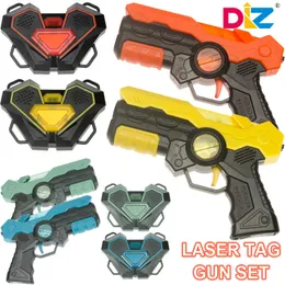 Zabawki pistolety Laser Tag gra bitewna zestaw pistoletów elektryczne pistolety zabawkowe na podczerwień broń dzieci laserowe uderzenie pistolet dla chłopców dzieci sporty na świeżym powietrzu 230705