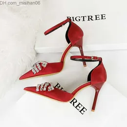 Отсуть туфли Bigtree Shiny Atling Silk Bow High Heels 2023 Женские заостренные тонкие высокие каблуки.