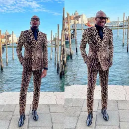 Мужские костюмы Blazers для мужчин мужской пиджак леопардовый принт с двойной грудью стройной курительный курт
