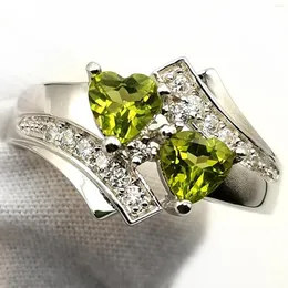 Klusterringar Naturgrön Peridotring Dam 925 Silver Dubbelhjärta 5x5mm Kristall August Birthstone Födelsedag Lucky Stone R014RGN