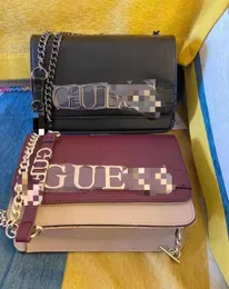 Der Shop ist im Angebot für günstige Handtaschen Gus Home Fashion Chain Solid Large Letter Lässige leichte und einfache Cross-Shoulder-Damentasche