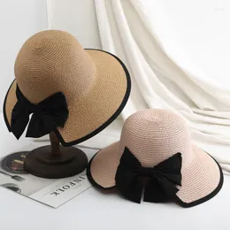 Cappelli a tesa larga Cappello da donna pieghevole da spiaggia 2023 Estate versatile per le donne Moda Visiera da sole in paglia Panama Fedora