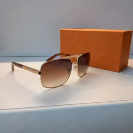Роскошная мода Classic 0259 Солнцезащитные очки для мужчин Металлическая квадратная золотая рама UV400 Мужское винтажное стиль Солнцезащитные очки для ультрафиолетовых очков Дизайнер УФ -защита с коробкой с коробкой