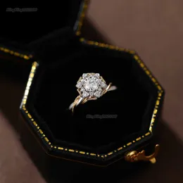2023 NOVO Anel de diamante de flor portátil para menina Mo Sangshi rubi Anel padrão de parafuso anéis masculinos clássicos masculinos Design de aço de titânio para mulheres presentes de luxo joias femininas