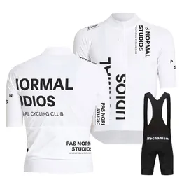 Set di maglie da ciclismo PNS Super Arrival Shirt Summer Mens Abbigliamento manica corta MTB Mountain Race Set PAS NORMAL STUDIOS 230706